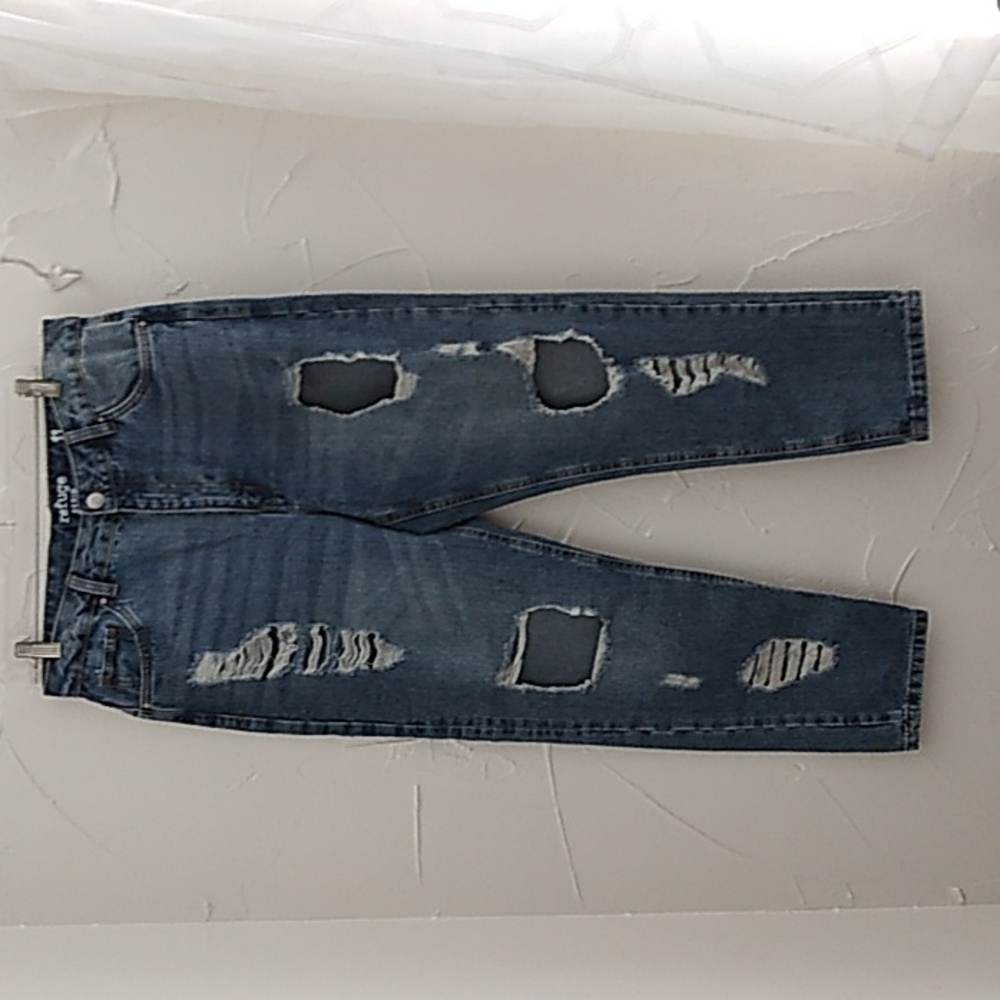 Refuge Mom Classic High Rise Jeans Size 11 Ripped Distressed High Rise‎ Cotton